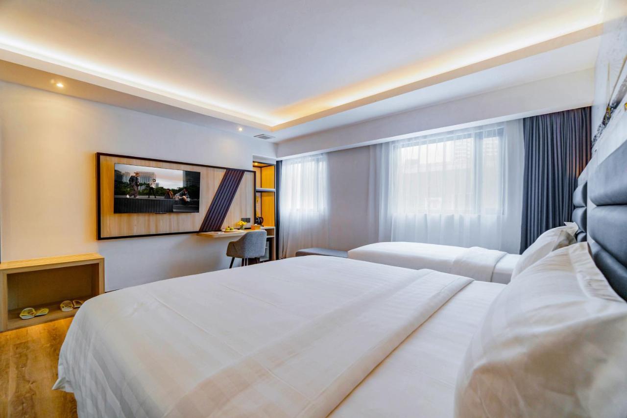 Yello Hotel Harbour Bay Наґойя Екстер'єр фото