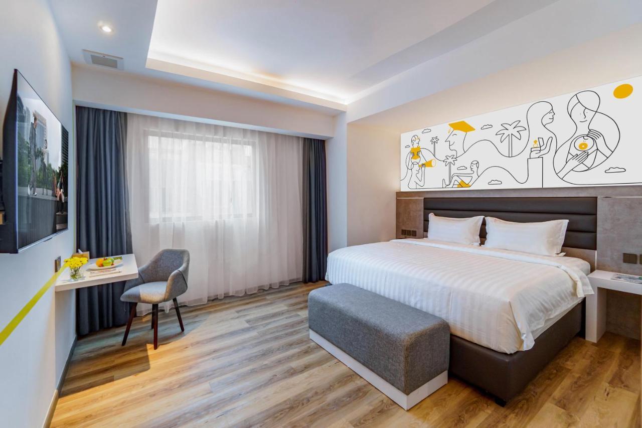 Yello Hotel Harbour Bay Наґойя Екстер'єр фото