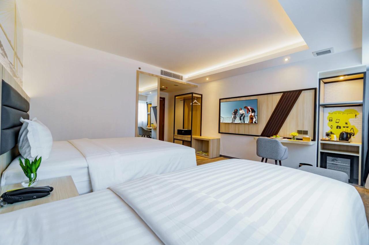 Yello Hotel Harbour Bay Наґойя Екстер'єр фото