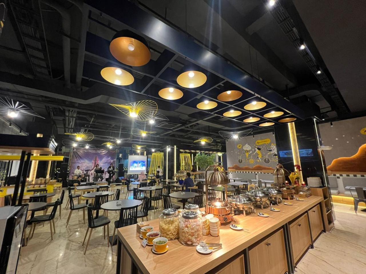 Yello Hotel Harbour Bay Наґойя Екстер'єр фото